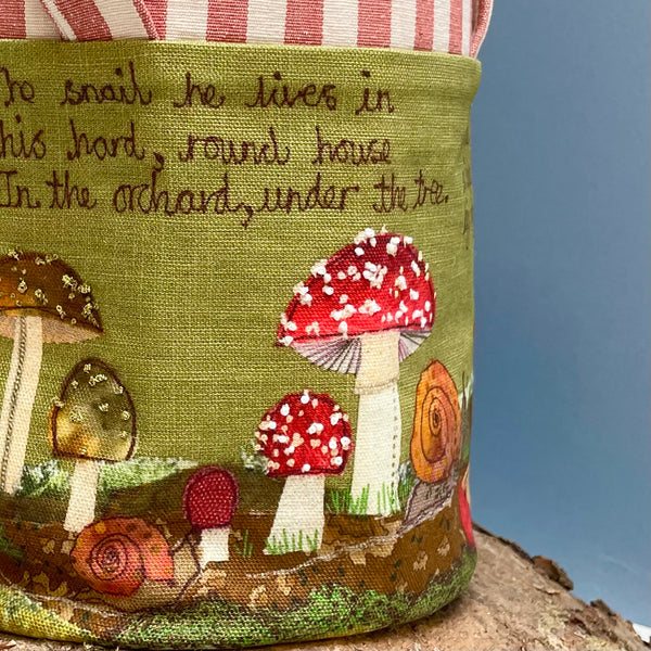 Project Bag - Snail and Toadstool