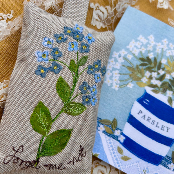 Lavender Bag - Forget-me-not with greeting card.