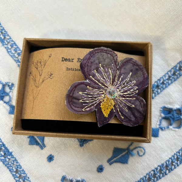 Brooch - Viola Wild flower