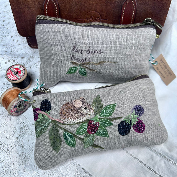 Zip purse - Mouse and Blackberries.