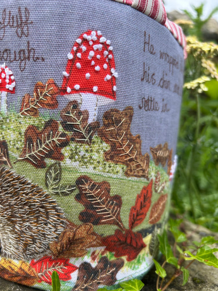 Hedgehog Hideaway - Project Bag - Complete Kit