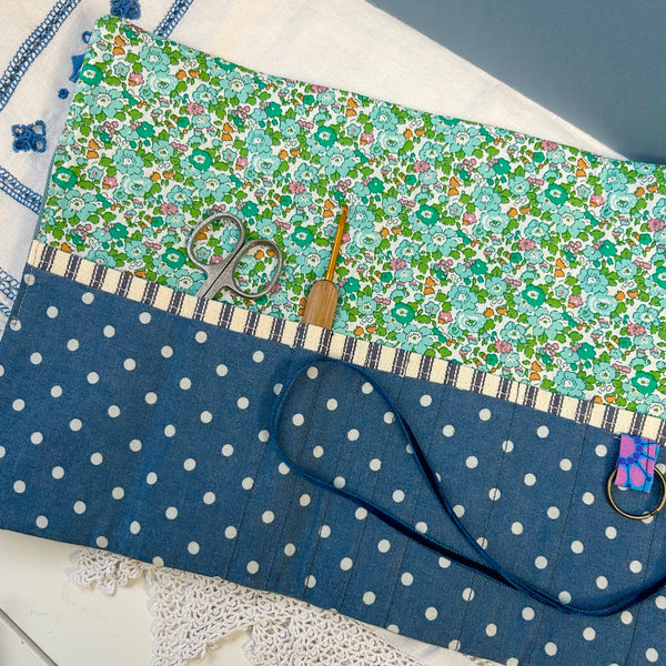 Crochet Hook Roll - Street Scene
