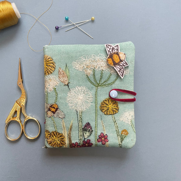 Needle case - Meadow Flower with bee brooch