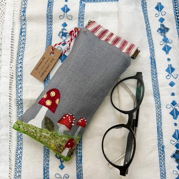 Glasses Case - Toadstool