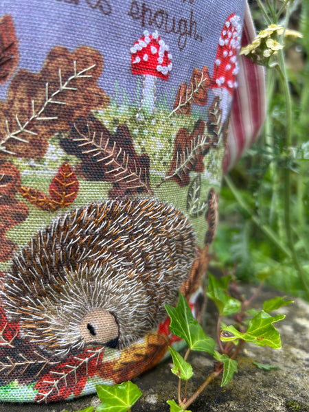 Hedgehog Hideaway - Project Bag - Complete Kit